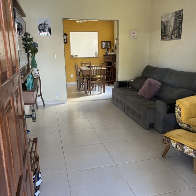 Casa mobiliada com piscina e completa próximo a  lagoa de Praia seca